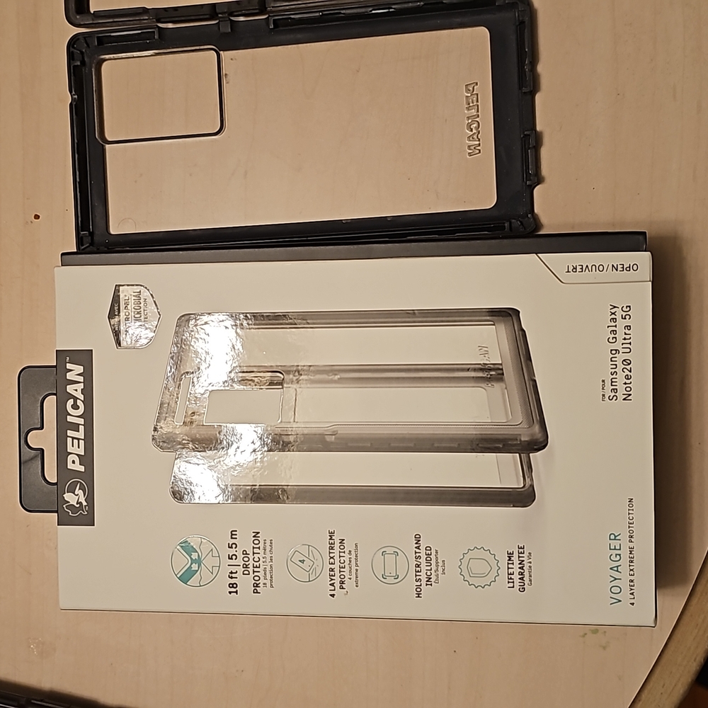 Phone case - Picture 2 of 5